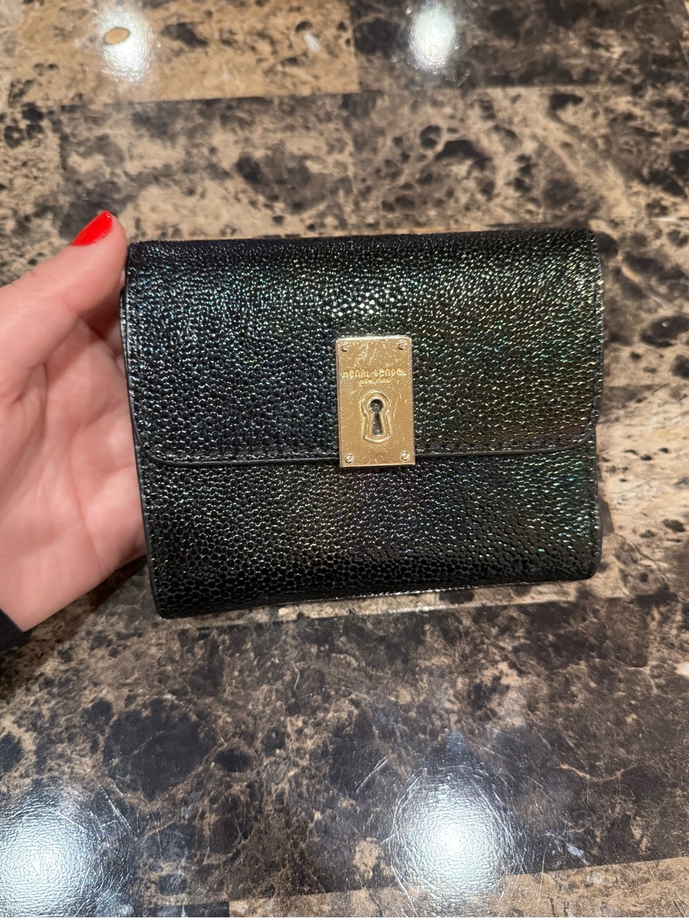 ❌SOLD❌🌟 Rare Henri Bendel Petrol Oil Slick Iridescent Trifold Wallet 🌟 - Picture 4 of 16